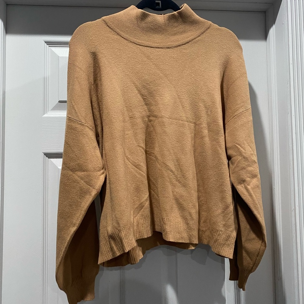 NWOT!! VICI Parkin Mock Neck Knit Sweater